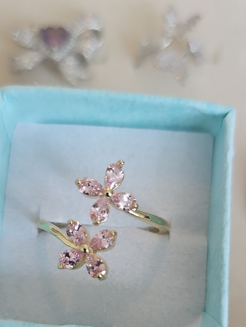 Delicate Pink Floral Cluster Ring - Gold Tone